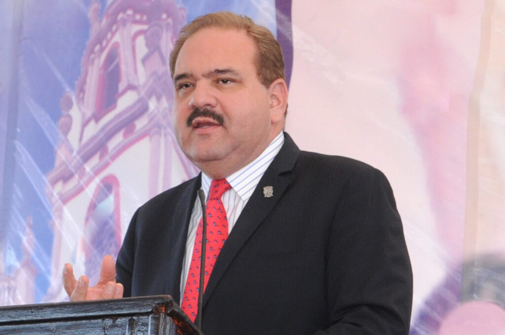 LIC.-MARIO-GARCIA-VALDEZ-PRESIDENTE-MUNICIPAL-DE-LA-CD-DE-SAN-LUIS-POTOSI-2-scaled