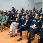 Mandos policiales reciben conferencia sobre el fenómeno de la extorsión en México