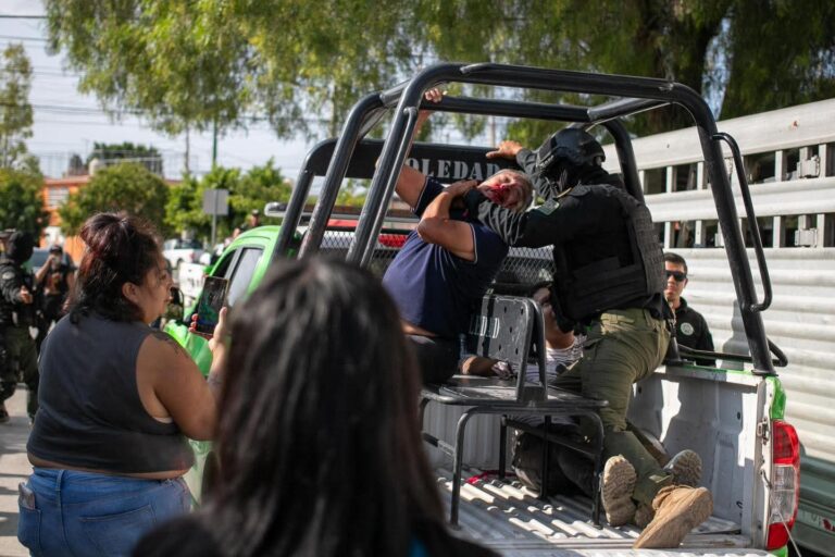 Niega Gallardo actos de represión en protestas