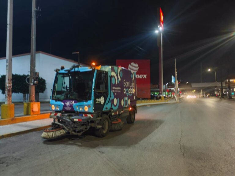 Realizan operativo nocturno de limpieza