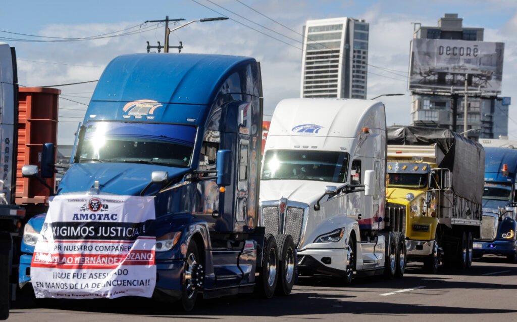 bloqueos-amotac-autopistas-carreteras-agencia